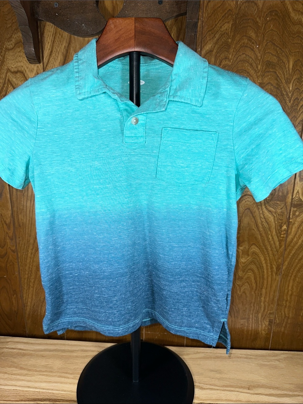 🎉Old Navy Boys Teal to Navy Ombre Polo Small (6/7). D224